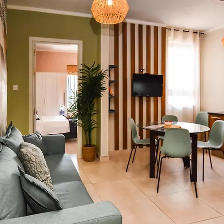 Bayview Two Bedroom St Georges Bay With Free Parking * Saint Julian's