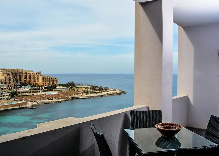 Appartement Bayview Two Bedroom St Georges Bay With Free Parking San Ġiljan