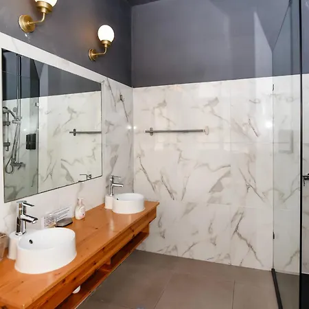 Bayview Two Bedroom St Georges Bay With Free Parking