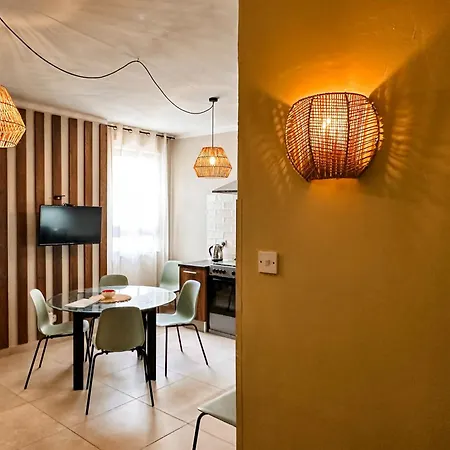 Bayview Two Bedroom St Georges Bay With Free Parking דירה Saint Julian's