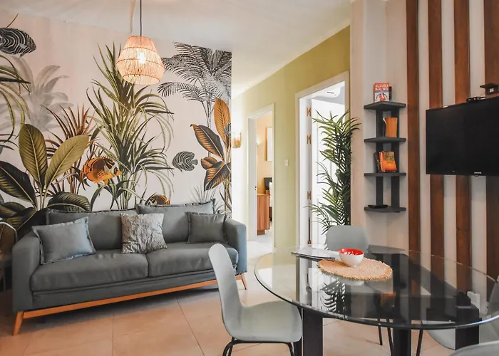 Bayview Two Bedroom St Georges Bay With Free Parking Apartment *